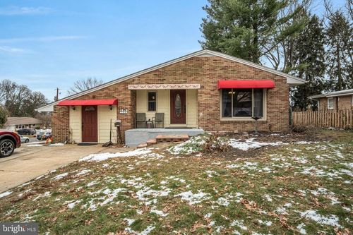 28 Brentwood Rd, CAMP HILL, PA, 17011-2505 | Card Image