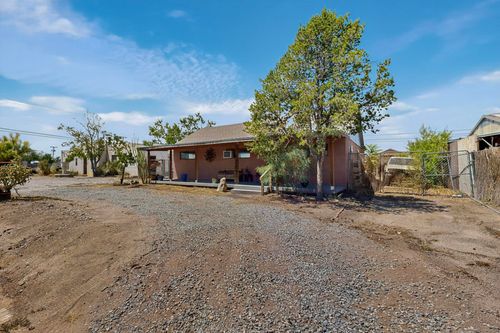 2623 6th St Nw, Albuquerque, NM, 87107-1301 | Card Image