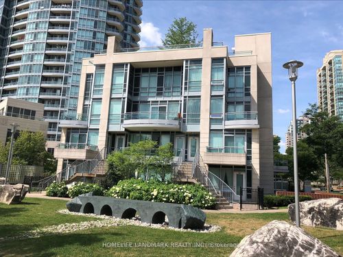 212-31 Olive Ave, North York, ON, M2N4N4 | Card Image