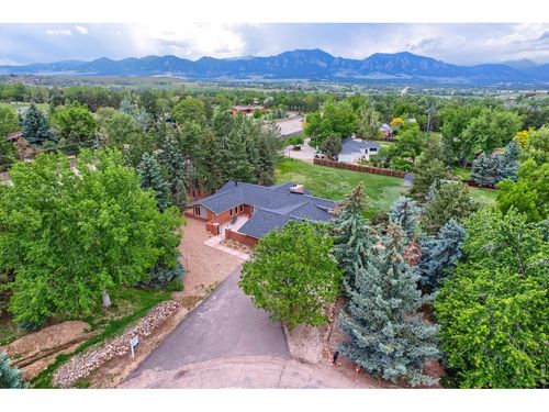 19 Ridge Rd, Boulder, CO, 80303-4838 | Card Image