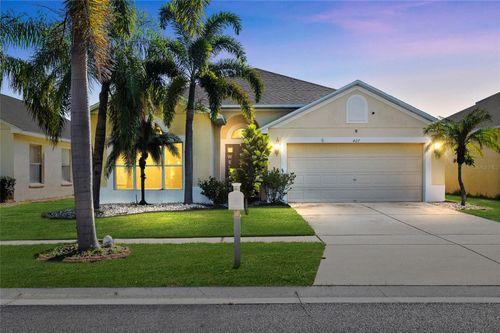 427 Stone Briar Dr, RUSKIN, FL, 33570-3221 | Card Image