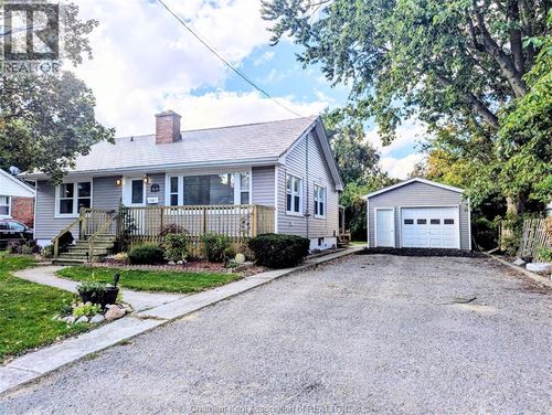 10 Meadowlea Rd, Chatham, ON, N7M5C4 | Card Image