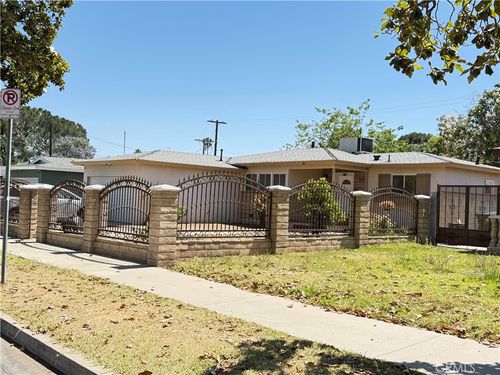 9279 Dorrington Ave, Pacoima, CA, 91331 | Card Image