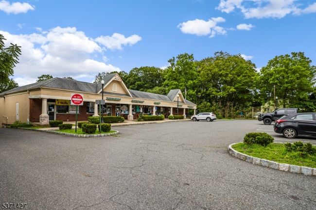 389 Dover Chester Rd, Home with 0 bedrooms, 8 bathrooms and null parking in Randolph NJ | Image 4