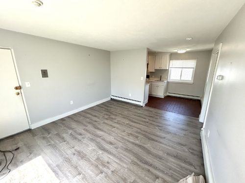 6-2 Meacham St, Somerville, MA, 02145-1523 | Card Image