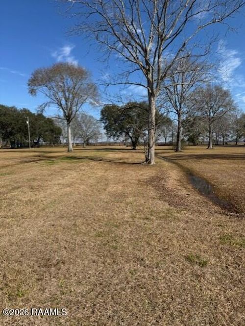 20262 Highway 90 Frontage Rd, Jeanerette, LA, 70544-8560 | Card Image