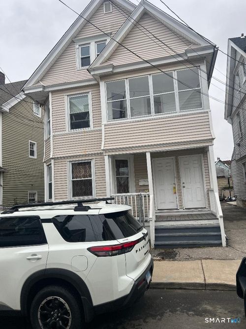 2-36-38 Pleasant St, Bridgeport, CT, 06608-1513 | Card Image