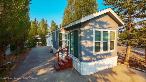 216 Oxbow Dr, Thayne, WY, 83127 | Card Image