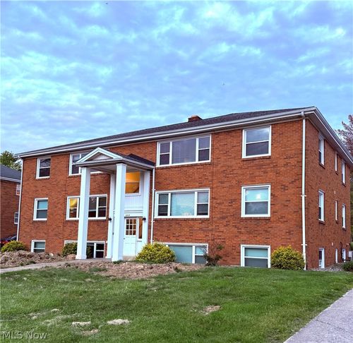 6469 Diana Drive, Poland, OH, 44514 | Card Image