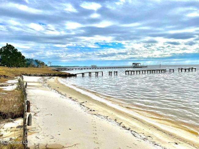 Waves lap | Image 19