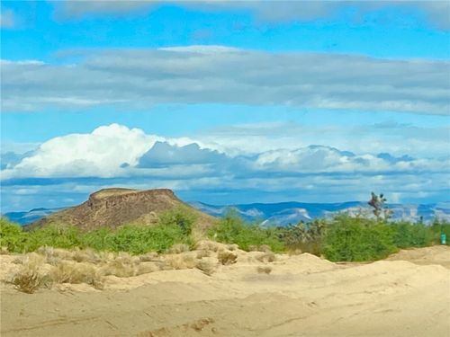 120 S Dale Evans Road, Yucca, AZ, 86438 | Card Image
