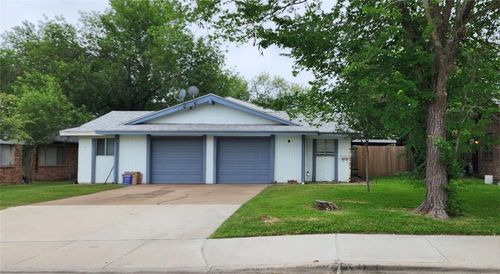 a-1702 Lawyer Street, College Station, TX, 77840-5127 | Card Image