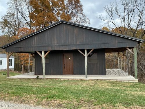 10550 Symmes Creek Rd, Adamsville, OH, 43802-9725 | Card Image