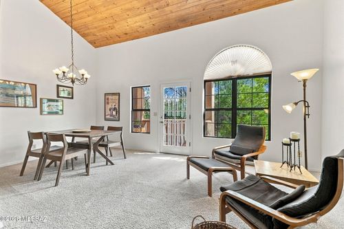 5334 N Calle Del Rocio, Tucson, AZ, 85750-6409 | Card Image
