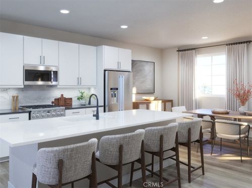 545 Via Vallarta, Camarillo, CA, 93012-7524 | Card Image