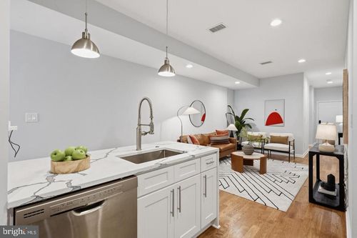 a-740 Fairmont St Nw, WASHINGTON, DC, 20001-3814 | Card Image