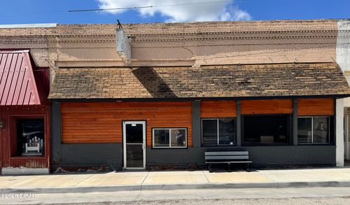 518 Main Street, Golden City, MO, 64748 | Card Image