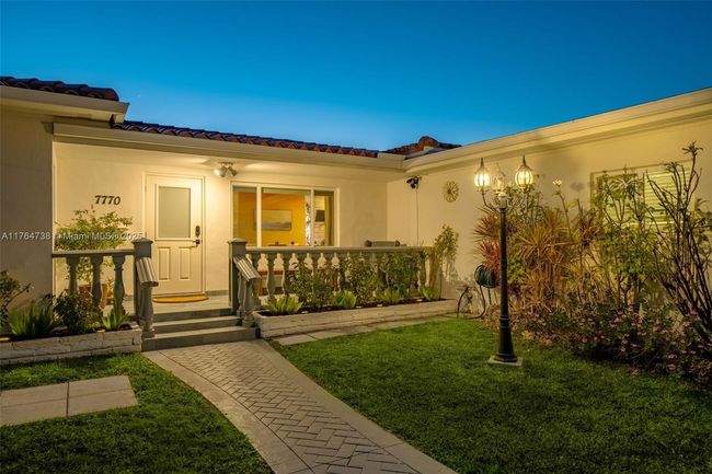 7770 Hawthorne Ave, House other with 4 bedrooms, 3 bathrooms and null parking in Miami Beach FL | Image 75