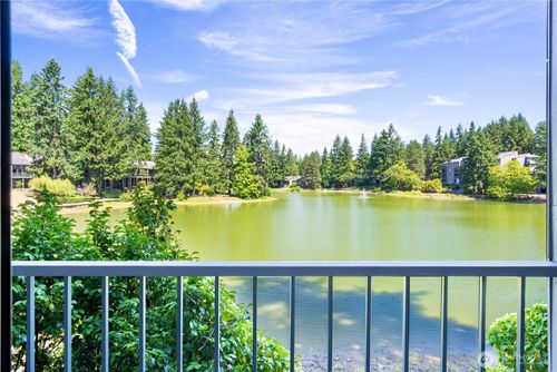 apt-118-13846 Ne 60th Way, Redmond, WA, 98052-4542 | Card Image