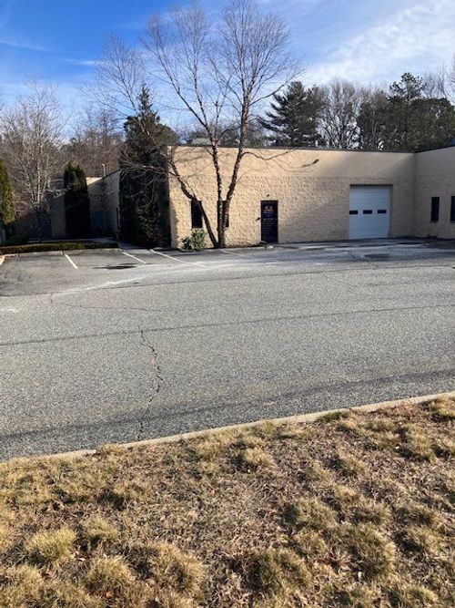 b-34 Lark Industrial Pkwy, Greenville, RI, 02828-3040 | Card Image