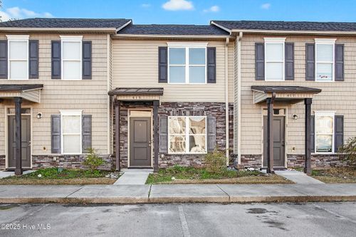 415 Sullivan Loop Rd, Midway Park, NC, 28544-0007 | Card Image