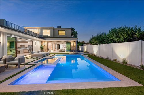 16728 Morrison St, Encino, CA, 91436-1048 | Card Image