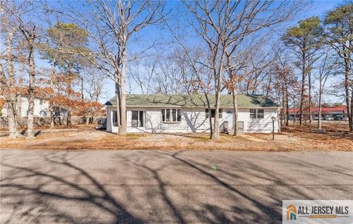 304 Shepard Ave, FORKED RIVER, NJ, 08731-2656 | Card Image