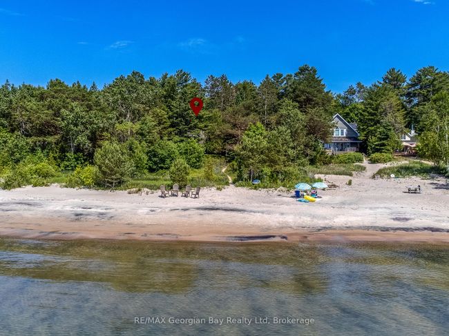 698 Tiny Beaches Rd S, House other with 4 bedrooms, 2 bathrooms and 5 parking in Tiny ON | Image 4