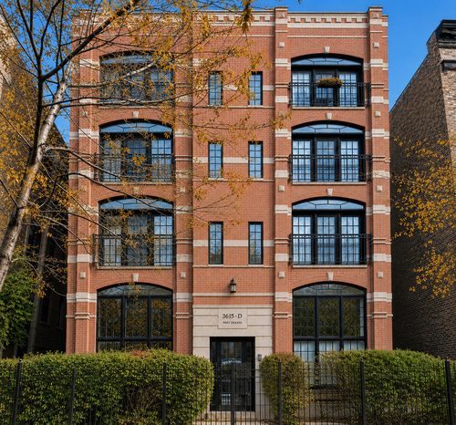 3s-3545 N Wilton Ave, Chicago, IL, 60657-9352 | Card Image