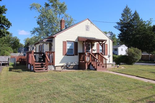 122 Cambridge Dr, East Hartford, CT, 06118-2603 | Card Image