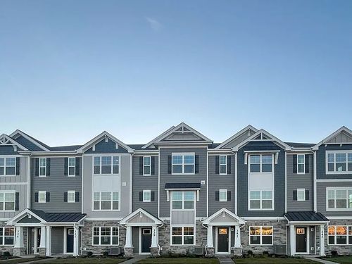 367-367 Bridgeview Ct, St. Charles, IL, 60174-2075 | Card Image