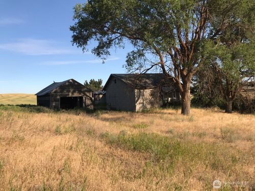 39680 Bluestem Rd E, Davenport, WA, 99122-9793 | Card Image