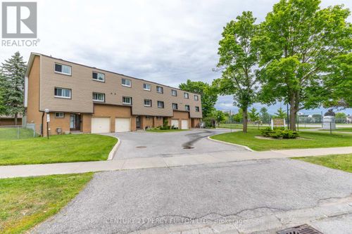 4-1415 Fieldlight Blvd, Pickering, ON, L1V2S3 | Card Image