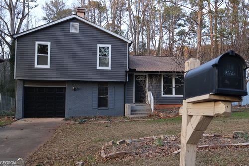 5128 Galbraith Cir, Stone Mountain, GA, 30088-1707 | Card Image