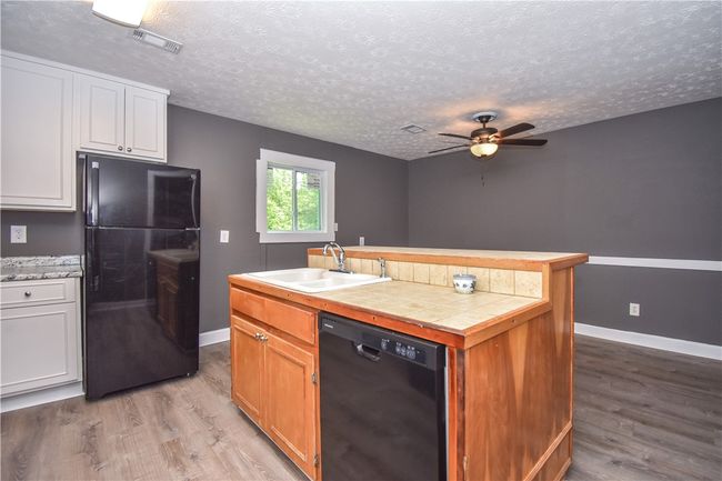 2087 Trussell Rd, Home with 3 bedrooms, 2 bathrooms and null parking in Alexander City AL | Image 16