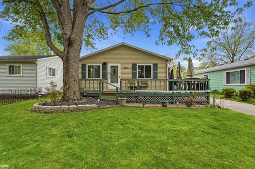 939 Liberty Street, Algonac, MI, 48001 | Card Image