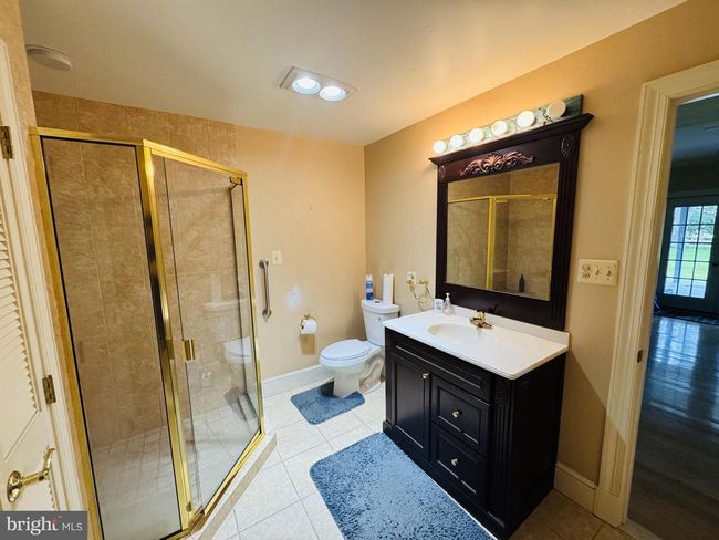 15566 Smithfield Pl, House other with 5 bedrooms, 5 bathrooms and null parking in Centreville VA | Image 38
