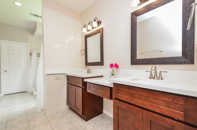 1501 Mulberry Ct, House other with 5 bedrooms, 4 bathrooms and 2 parking in Pearland TX | Image 26