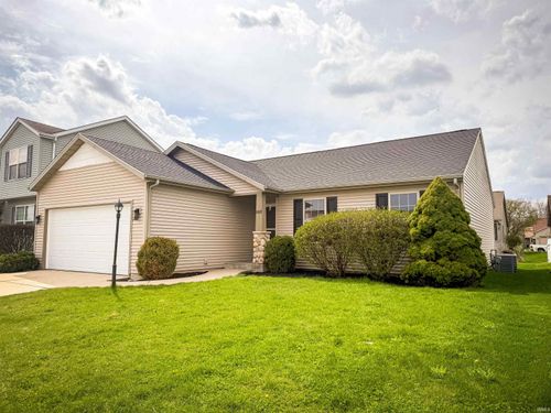 1813 Rambling Rose Ln, Mishawaka, IN, 46544-5888 | Card Image