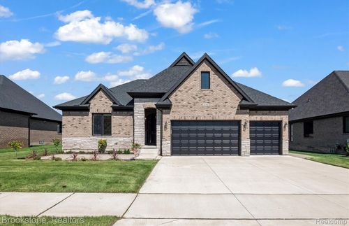 14153 Jode Park Ct, Shelby Twp, MI, 48315-3572 | Card Image