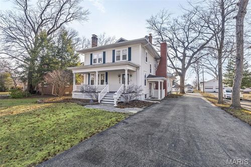 232 S 9th St, Wood River, IL, 62095-2332 | Card Image