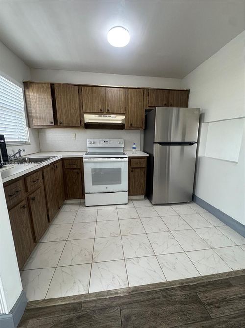 apt-302-8515 Sunrise Lakes Blvd, Sunrise, FL, 33322-1469 | Card Image