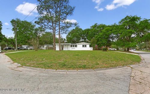 2934 Stonehurst Rd W, Jacksonville, FL, 32277-3757 | Card Image