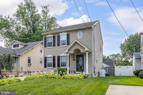 869 Orchard Ave, RUNNEMEDE, NJ, 08078-1021 | Card Image