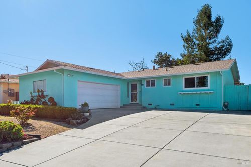 7799 Blair Ave, Rohnert Park, CA, 94928-3908 | Card Image