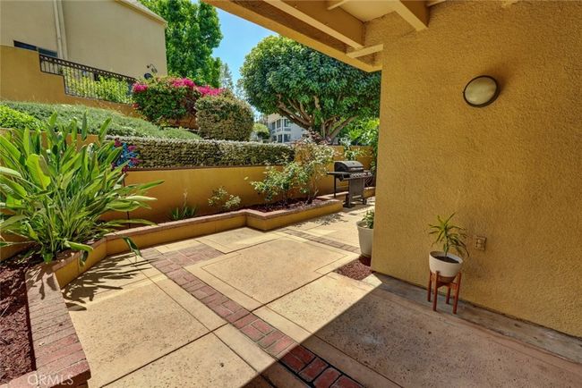 7 - 25712 Le Parc, Condo with 2 bedrooms, 2 bathrooms and 2 parking in Lake Forest CA | Image 8