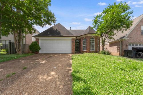 20 Garden Springs Dr, Oakland, TN, 38060-5137 | Card Image