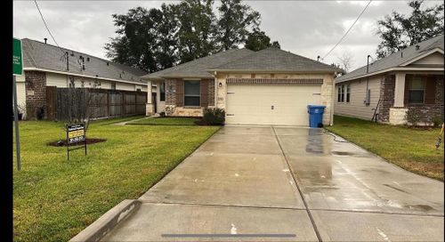 1724 5102 Road, North Cleveland, TX, 77327 | Card Image