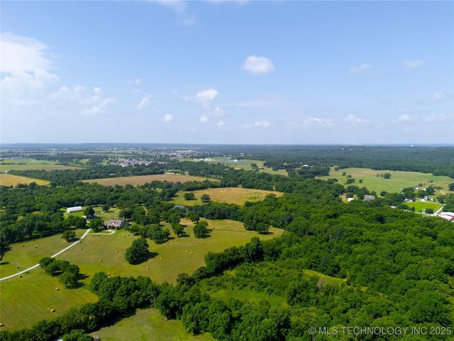 5500 S 329 Th East Ave, House other with 3 bedrooms, 5 bathrooms and null parking in Broken Arrow OK | Image 68