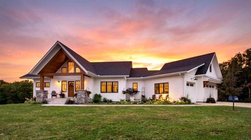 411X Wells Lake Ct Drive, Faribault, MN, 55021 | Card Image